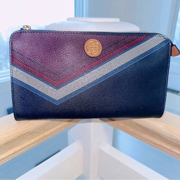 Tory Burch - Kerrington Red Agate Lyon Stripe in Navy - Picture 1 of 7